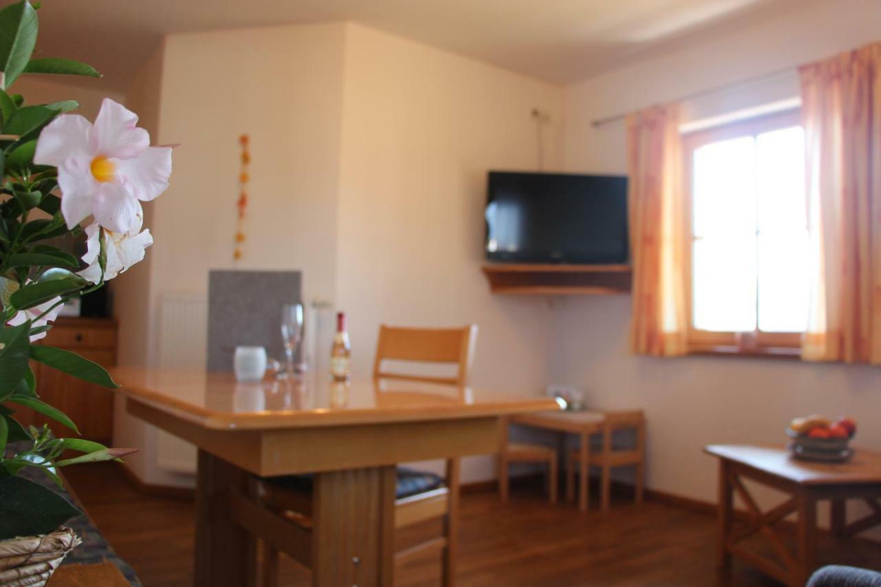Ferienhof Off Sindelsdorf Extérieur photo